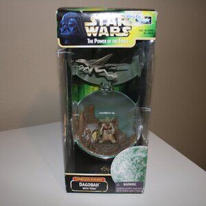 VINTAGE STARWARS DAGOBAH WITH YODA